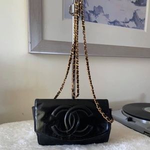 AUTHENTIC Chanel  small Bag or can be wallet
